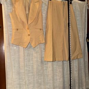 Stylish Tan Vest and Skirt Set